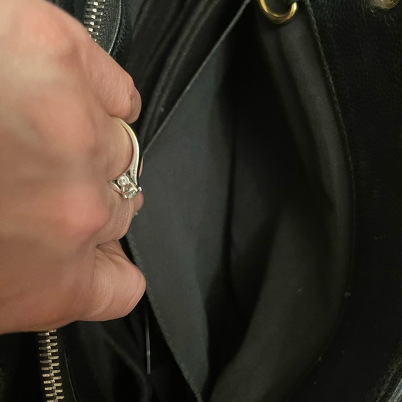 CHANEL GST BLACK CAVIAR GHW TOTE BAG - Picture 11 of 16